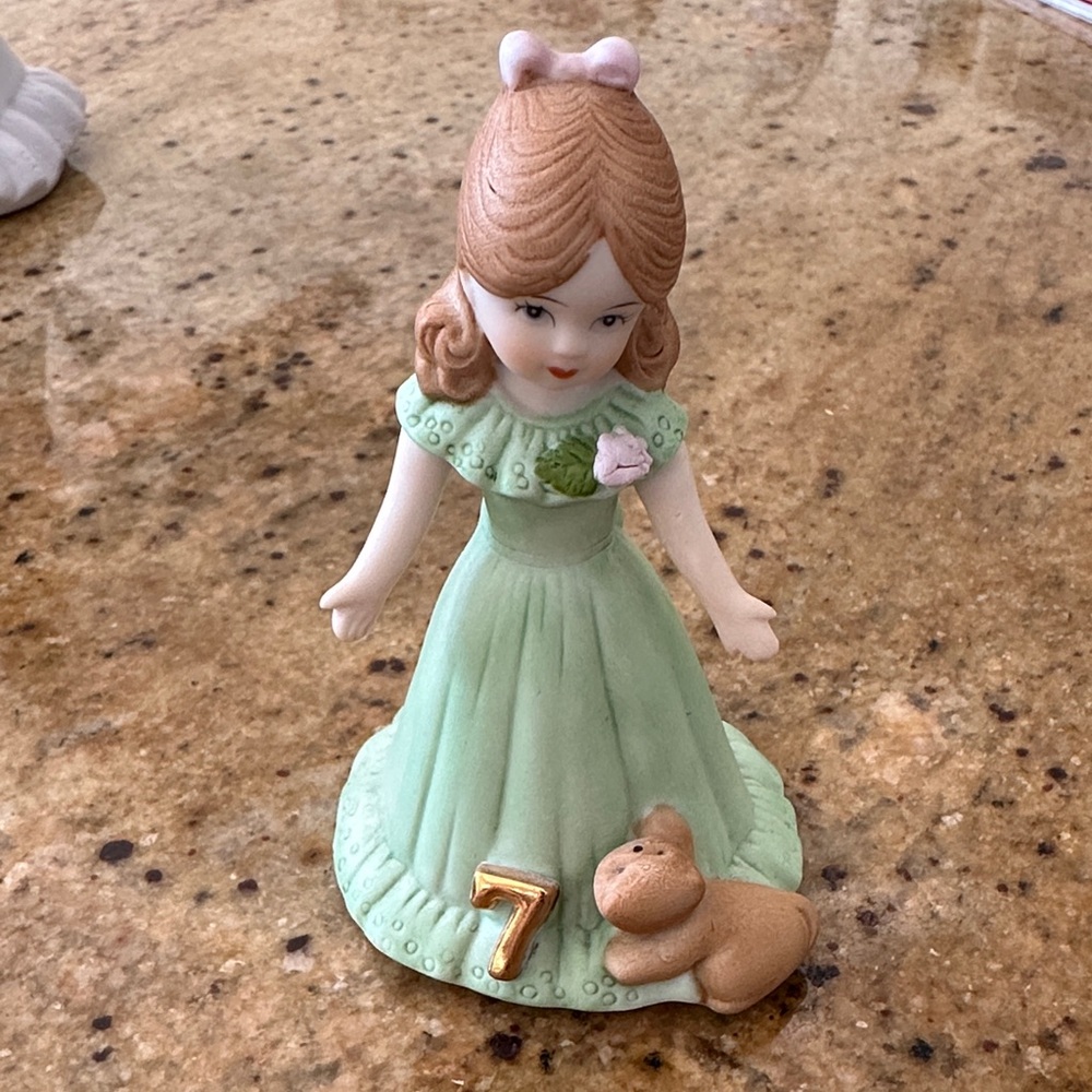 Growing Up Birthday Girls 7th birthday Figurine or cake topper. Brown hair.